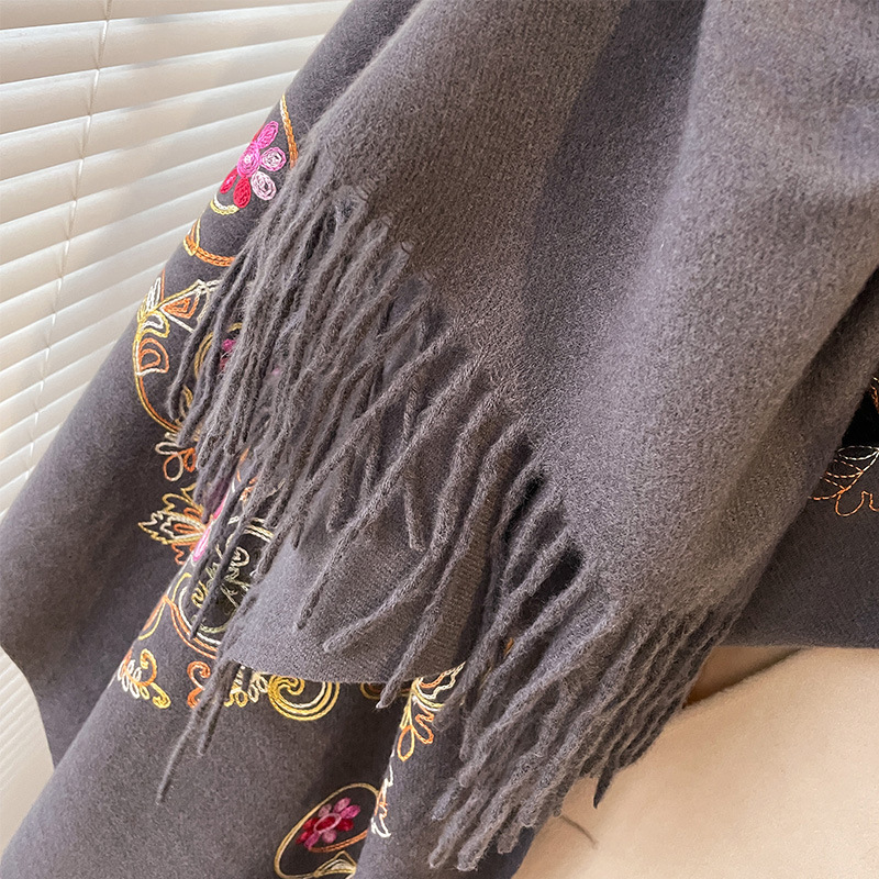 Vintage Ethnic Style Embroider - đánh giá và giá Go Ethnic Fashion